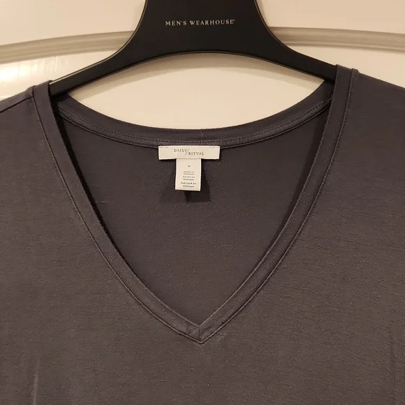 Daily Ritual Dress - Picture 2 of 5